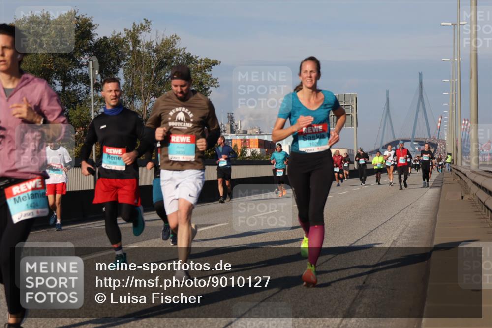 03.10.2025 - Köhlbrandbrückenlauf Luisa Fischer http://msf.ph/oto/9010127 03.10.2025 10:52:07 Position 3 1424, 3188, 5, 3835, 1626 meine-sportfotos.de