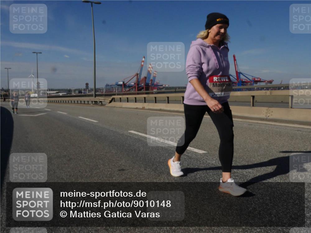 03.10.2025 - Köhlbrandbrückenlauf Matties Gatica Varas http://msf.ph/oto/9010148 03.10.2025 13:09:08 Position 2 52 meine-sportfotos.de
