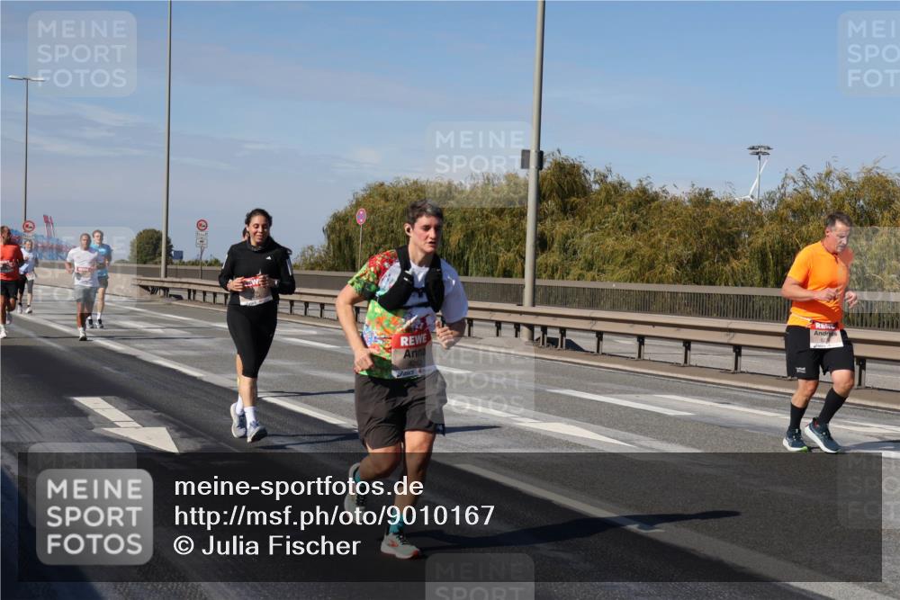 03.10.2025 - Köhlbrandbrückenlauf Julia Fischer http://msf.ph/oto/9010167 03.10.2025 12:55:08 Position 3 4262, 1627 meine-sportfotos.de