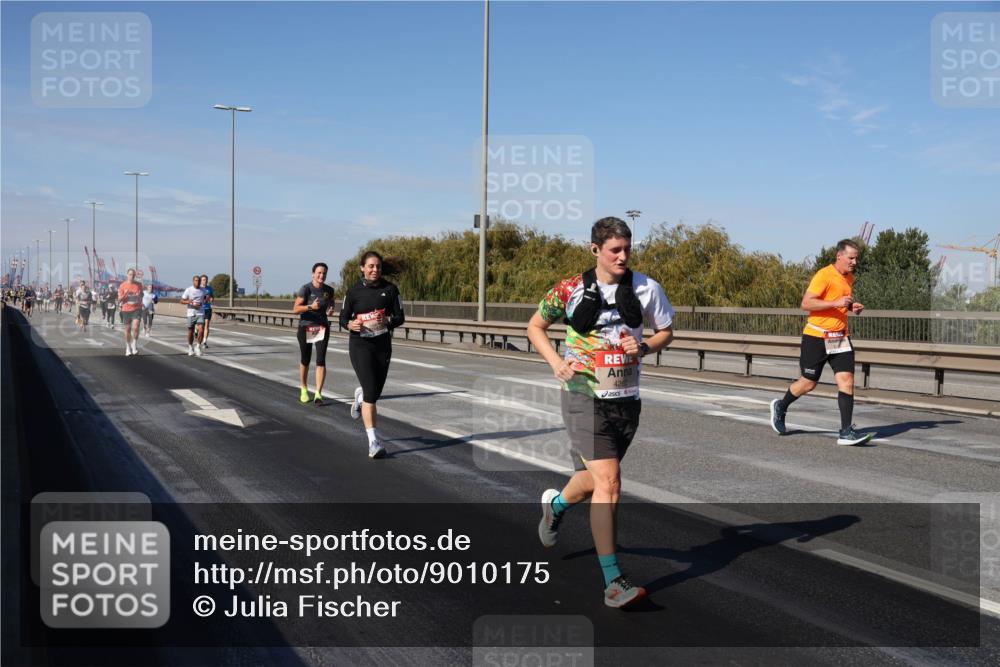 03.10.2025 - Köhlbrandbrückenlauf Julia Fischer http://msf.ph/oto/9010175 03.10.2025 12:55:09 Position 3 4262 meine-sportfotos.de