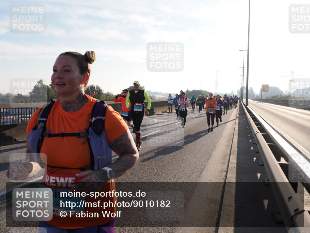 03.10.2025 - Köhlbrandbrückenlauf Fabian Wolf http://msf.ph/oto/9010182 03.10.2025 09:21:27 Position 3 1348 meine-sportfotos.de