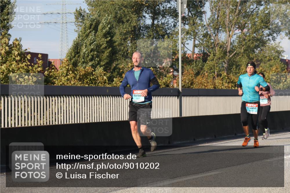 03.10.2025 - Köhlbrandbrückenlauf Luisa Fischer http://msf.ph/oto/9010202 03.10.2025 10:52:12 Position 3 1582, 913 meine-sportfotos.de