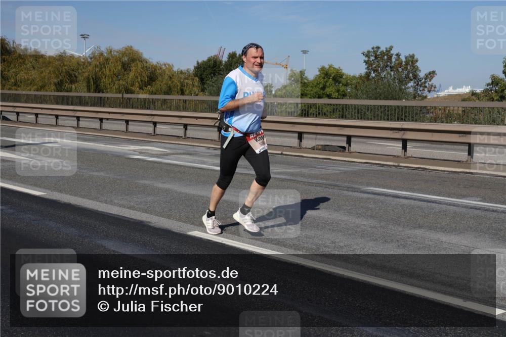 03.10.2025 - Köhlbrandbrückenlauf Julia Fischer http://msf.ph/oto/9010224 03.10.2025 12:55:20 Position 3 5352 meine-sportfotos.de