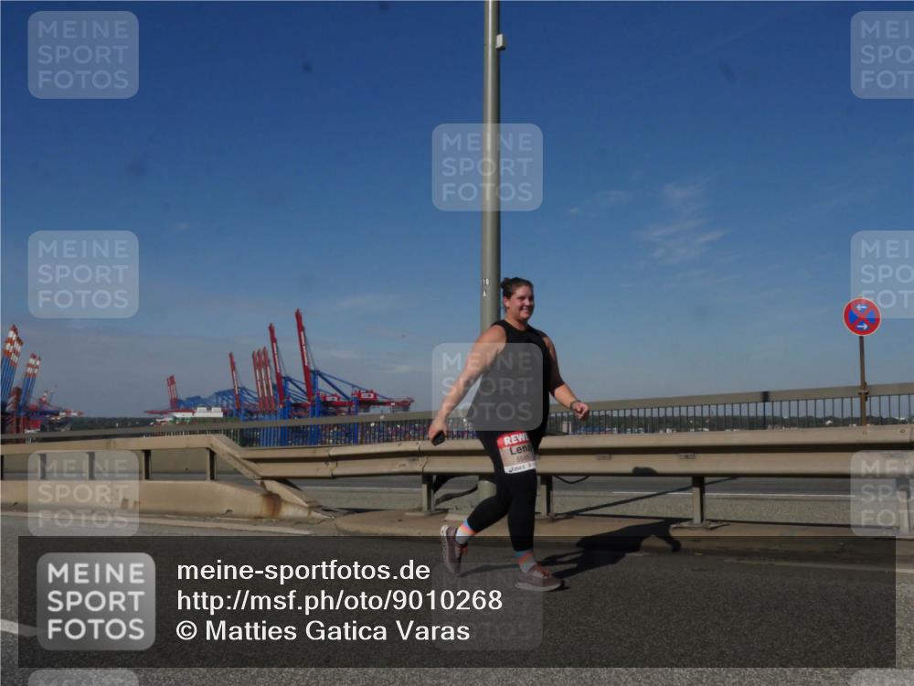 03.10.2025 - Köhlbrandbrückenlauf Matties Gatica Varas http://msf.ph/oto/9010268 03.10.2025 13:10:01 Position 2 5545 meine-sportfotos.de