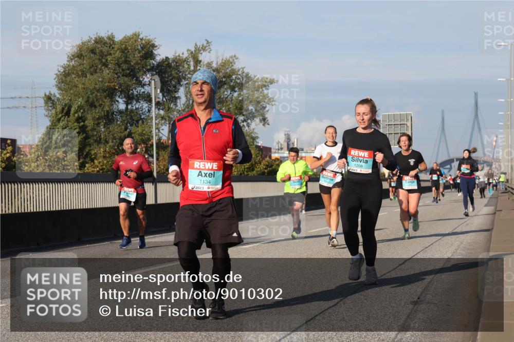 03.10.2025 - Köhlbrandbrückenlauf Luisa Fischer http://msf.ph/oto/9010302 03.10.2025 10:52:19 Position 3 1134, 1208, 1412 meine-sportfotos.de
