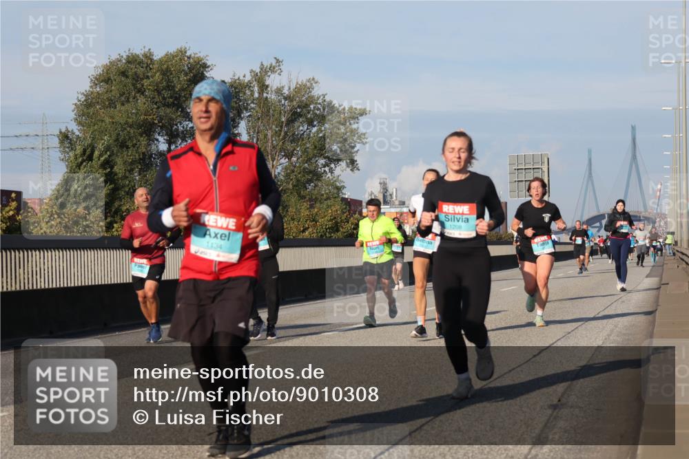 03.10.2025 - Köhlbrandbrückenlauf Luisa Fischer http://msf.ph/oto/9010308 03.10.2025 10:52:19 Position 3 1134, 334, 1208 meine-sportfotos.de