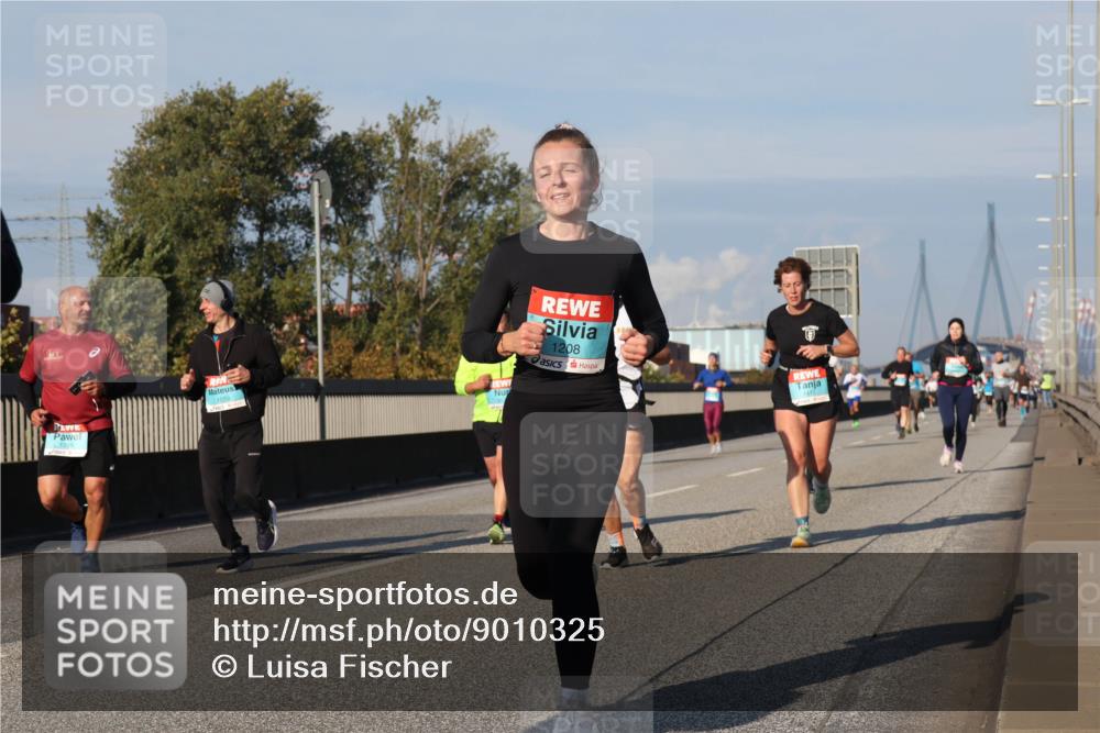03.10.2025 - Köhlbrandbrückenlauf Luisa Fischer http://msf.ph/oto/9010325 03.10.2025 10:52:20 Position 3 1208 meine-sportfotos.de