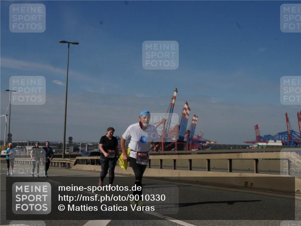 03.10.2025 - Köhlbrandbrückenlauf Matties Gatica Varas http://msf.ph/oto/9010330 03.10.2025 13:10:16 Position 2  meine-sportfotos.de