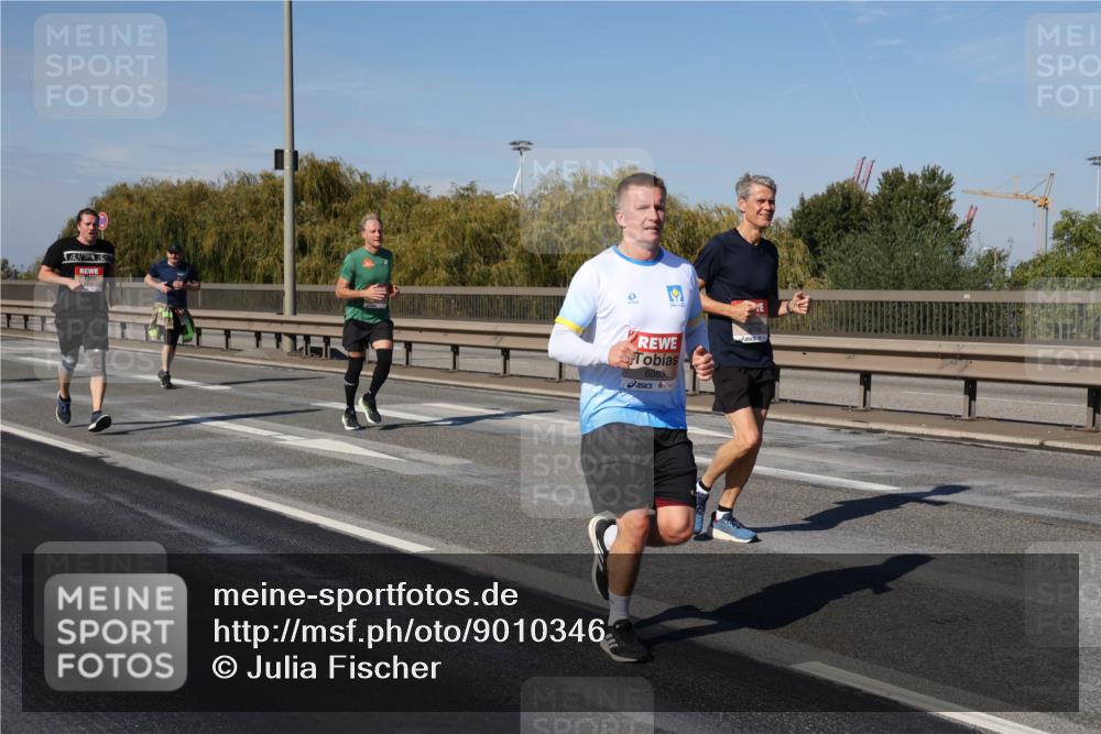 03.10.2025 - Köhlbrandbrückenlauf Julia Fischer http://msf.ph/oto/9010346 03.10.2025 12:55:50 Position 3 6083 meine-sportfotos.de