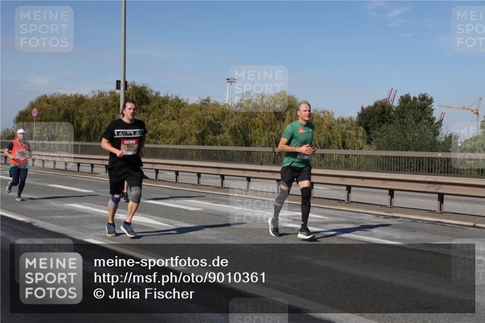03.10.2025 - Köhlbrandbrückenlauf Julia Fischer http://msf.ph/oto/9010361 03.10.2025 12:55:52 Position 3  meine-sportfotos.de