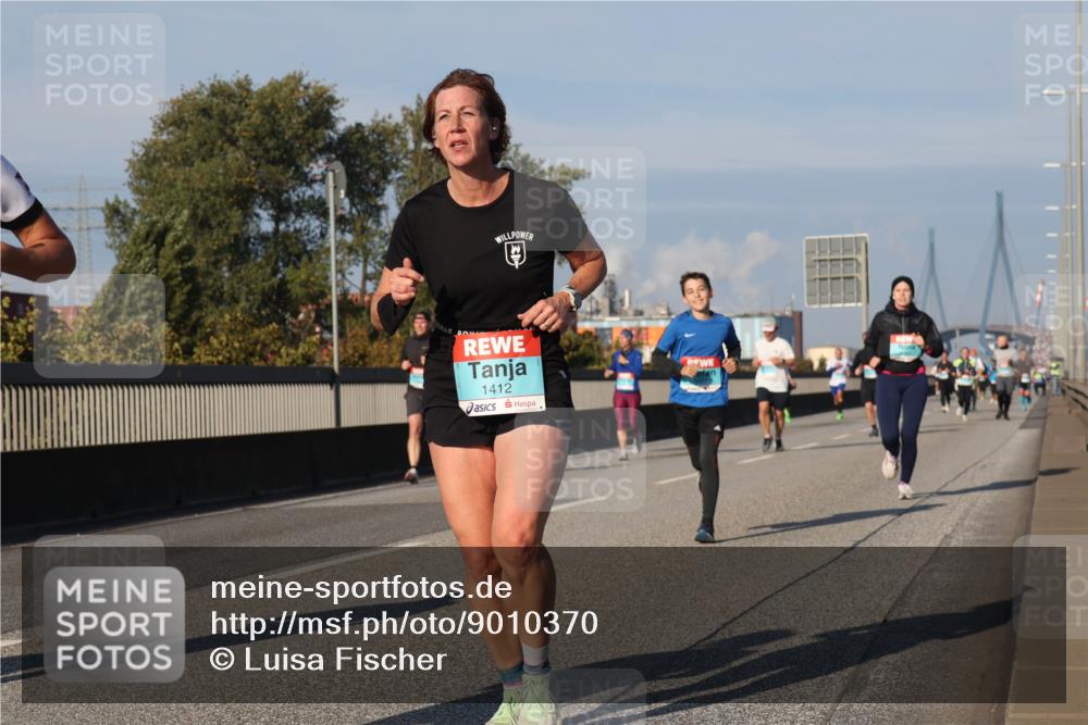 03.10.2025 - Köhlbrandbrückenlauf Luisa Fischer http://msf.ph/oto/9010370 03.10.2025 10:52:23 Position 3 1412 meine-sportfotos.de