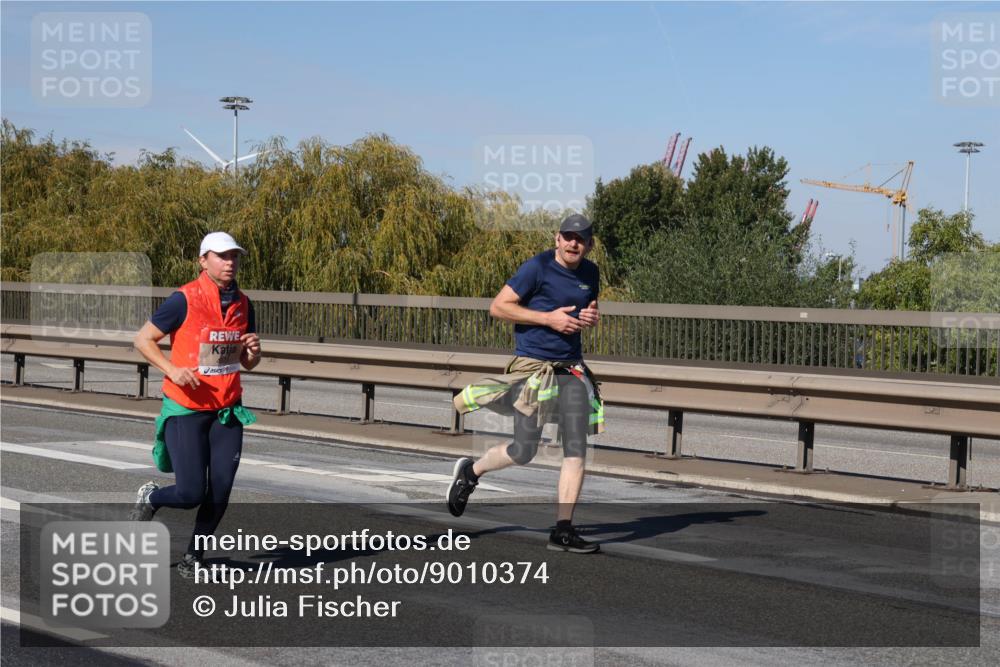 03.10.2025 - Köhlbrandbrückenlauf Julia Fischer http://msf.ph/oto/9010374 03.10.2025 12:55:54 Position 3  meine-sportfotos.de