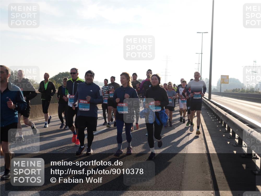 03.10.2025 - Köhlbrandbrückenlauf Fabian Wolf http://msf.ph/oto/9010378 03.10.2025 09:21:40 Position 3 2140, 2078, 1147 meine-sportfotos.de