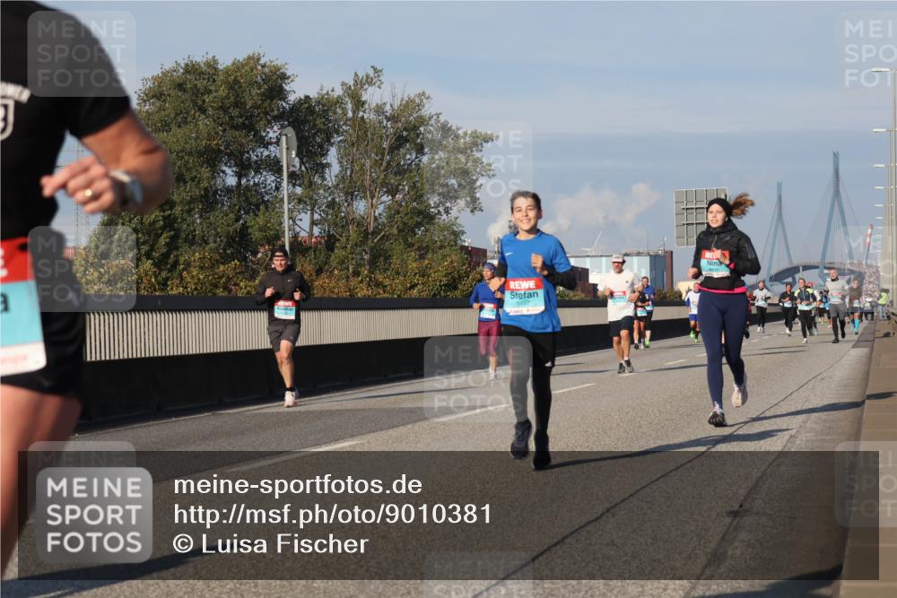 03.10.2025 - Köhlbrandbrückenlauf Luisa Fischer http://msf.ph/oto/9010381 03.10.2025 10:52:24 Position 3 3497, 449 meine-sportfotos.de