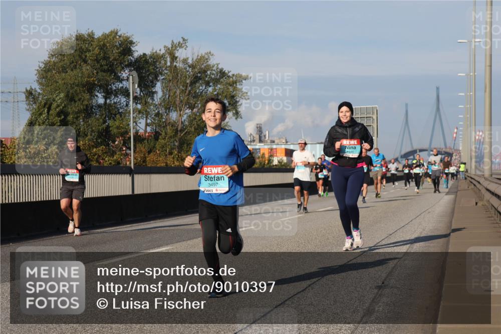 03.10.2025 - Köhlbrandbrückenlauf Luisa Fischer http://msf.ph/oto/9010397 03.10.2025 10:52:25 Position 3 3497, 449 meine-sportfotos.de