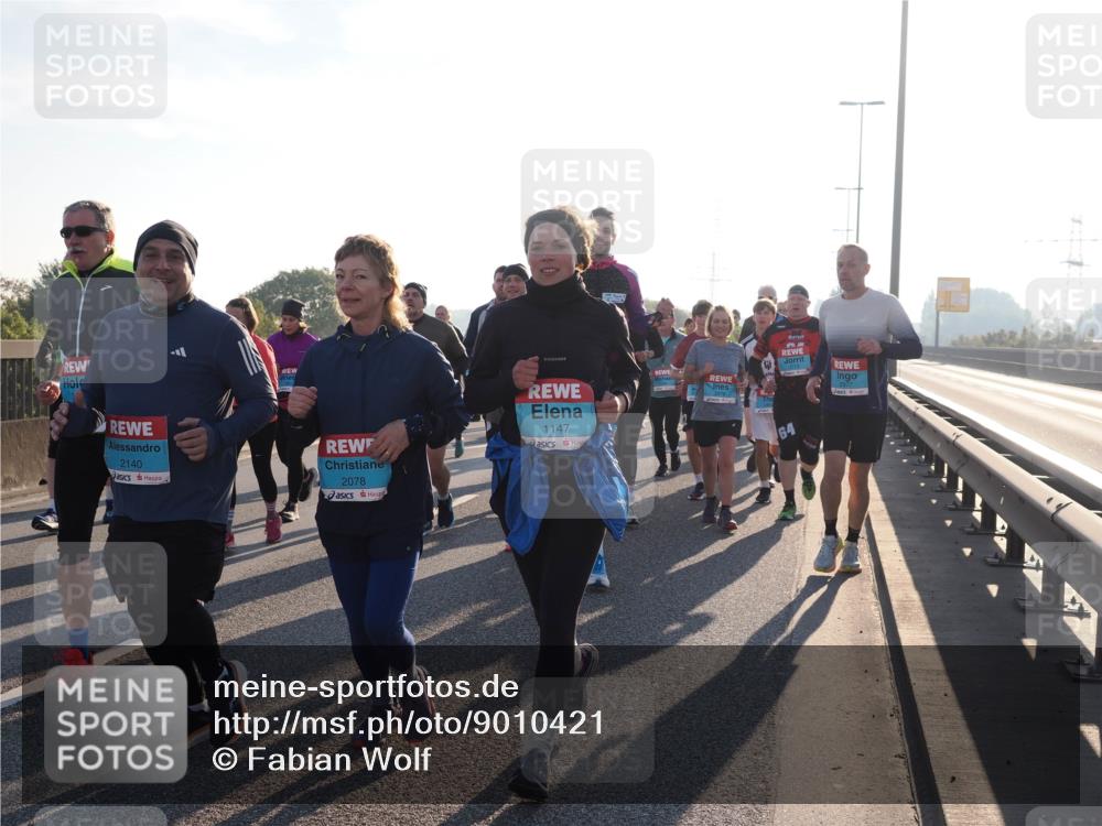 03.10.2025 - Köhlbrandbrückenlauf Fabian Wolf http://msf.ph/oto/9010421 03.10.2025 09:21:41 Position 3 2140, 2078, 1147, 64 meine-sportfotos.de