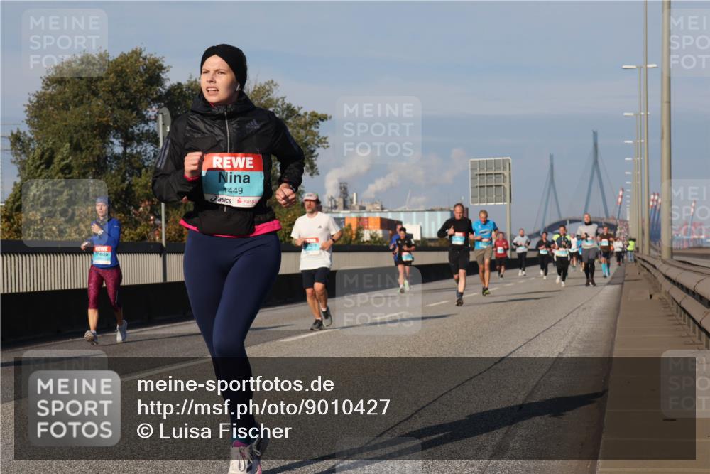 03.10.2025 - Köhlbrandbrückenlauf Luisa Fischer http://msf.ph/oto/9010427 03.10.2025 10:52:28 Position 3 1449 meine-sportfotos.de