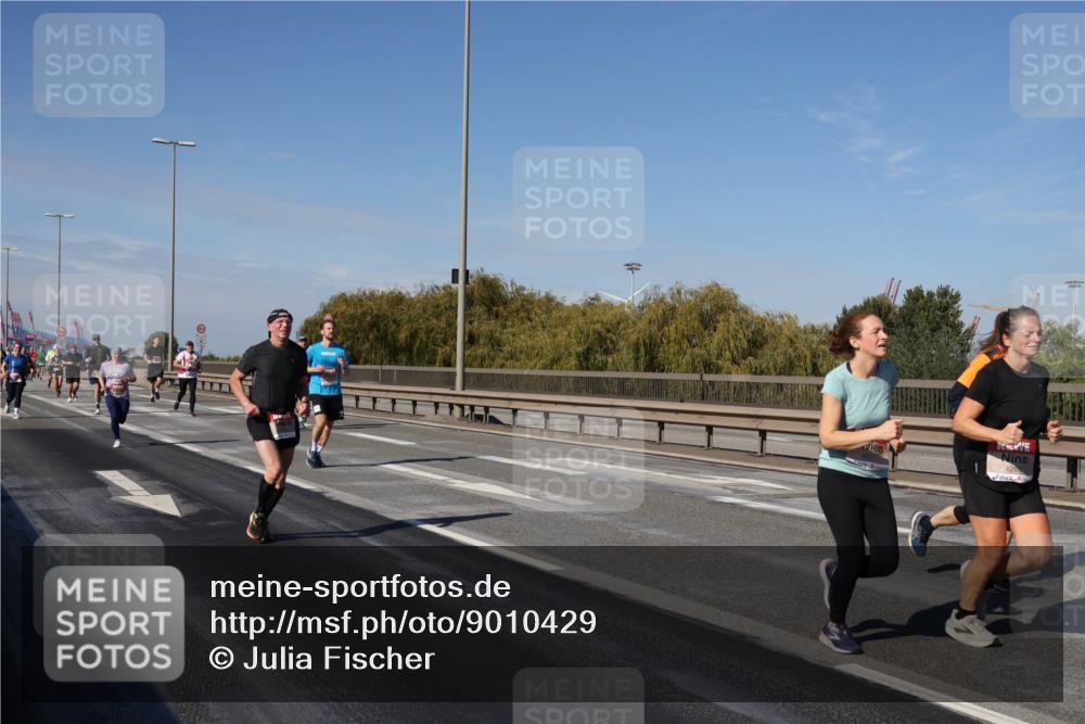 03.10.2025 - Köhlbrandbrückenlauf Julia Fischer http://msf.ph/oto/9010429 03.10.2025 12:56:05 Position 3 426 meine-sportfotos.de