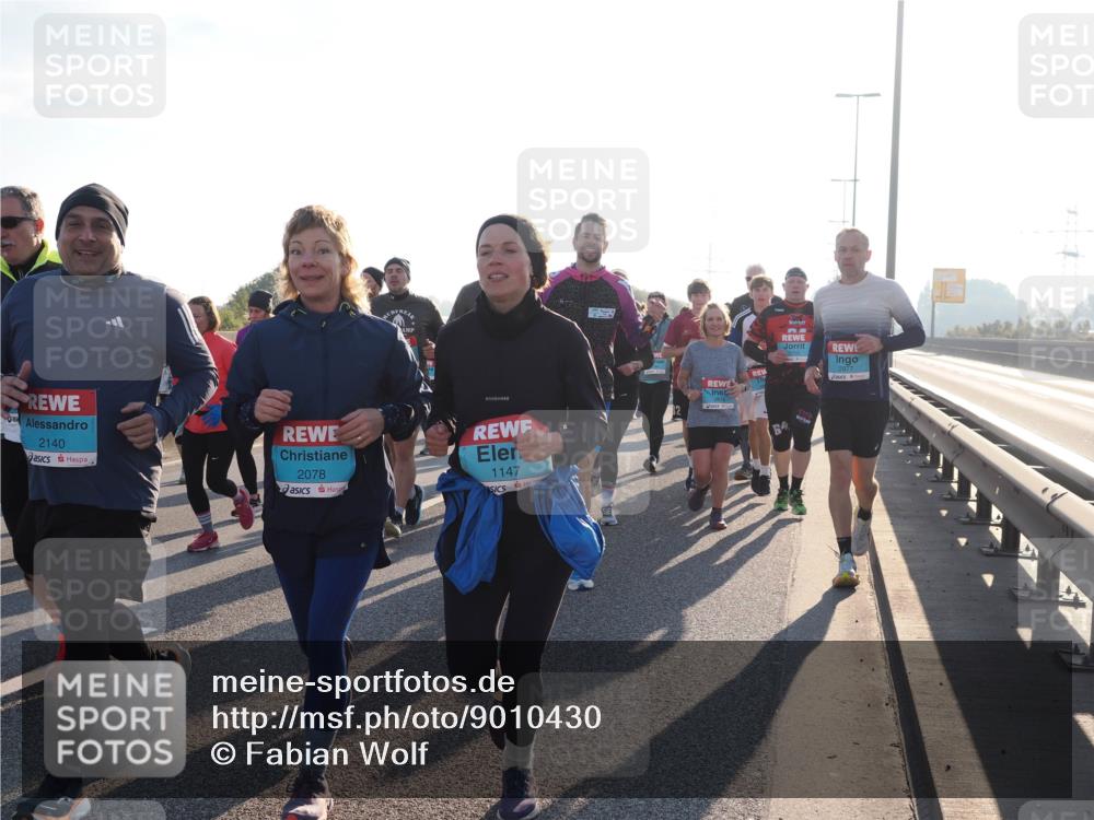 03.10.2025 - Köhlbrandbrückenlauf Fabian Wolf http://msf.ph/oto/9010430 03.10.2025 09:21:41 Position 3 2140, 2078, 1147, 64 meine-sportfotos.de