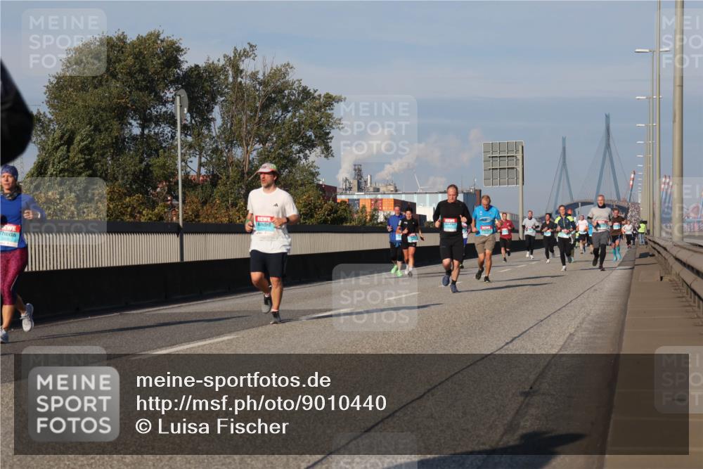 03.10.2025 - Köhlbrandbrückenlauf Luisa Fischer http://msf.ph/oto/9010440 03.10.2025 10:52:29 Position 3  meine-sportfotos.de