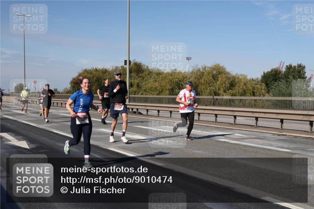 03.10.2025 - Köhlbrandbrückenlauf Julia Fischer http://msf.ph/oto/9010474 03.10.2025 12:56:12 Position 3  meine-sportfotos.de