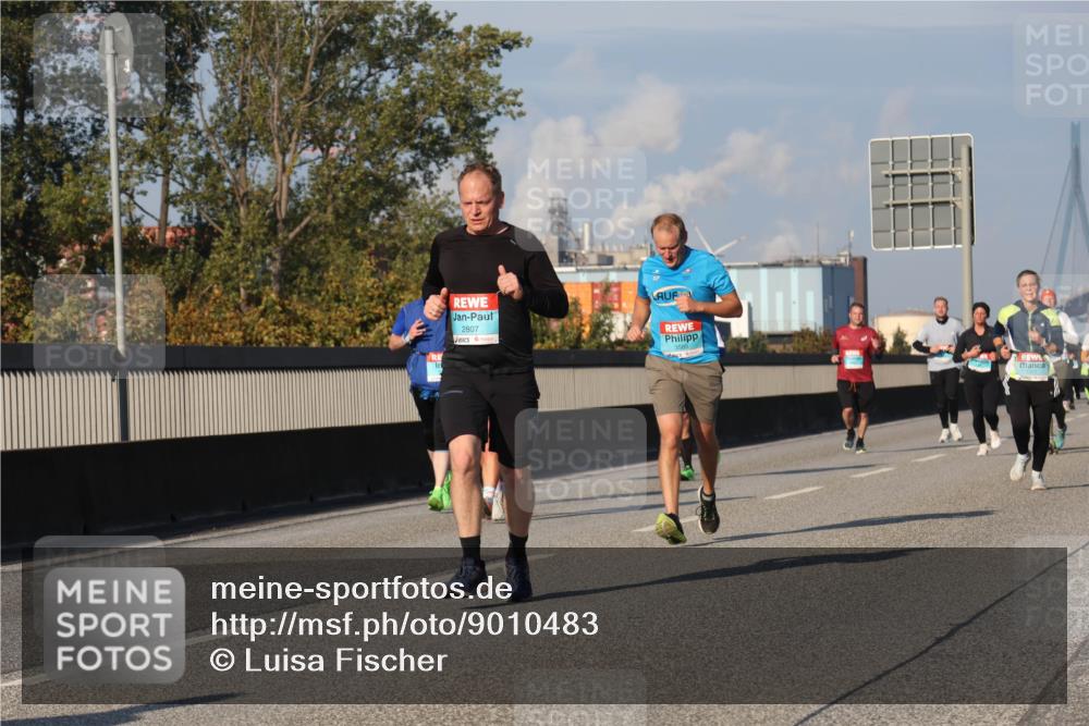 03.10.2025 - Köhlbrandbrückenlauf Luisa Fischer http://msf.ph/oto/9010483 03.10.2025 10:52:32 Position 3 2807 meine-sportfotos.de