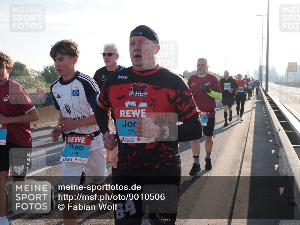 03.10.2025 - Köhlbrandbrückenlauf Fabian Wolf http://msf.ph/oto/9010506 03.10.2025 09:21:45 Position 3 2878, 371, 64 meine-sportfotos.de