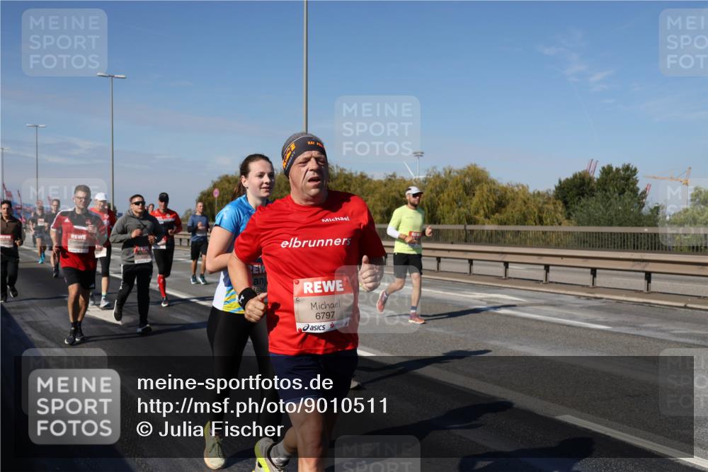 03.10.2025 - Köhlbrandbrückenlauf Julia Fischer http://msf.ph/oto/9010511 03.10.2025 12:56:18 Position 3 4845, 6797 meine-sportfotos.de