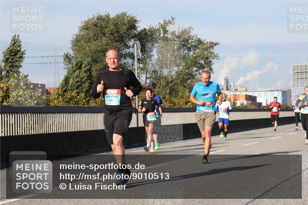 03.10.2025 - Köhlbrandbrückenlauf Luisa Fischer http://msf.ph/oto/9010513 03.10.2025 10:52:34 Position 3 2807 meine-sportfotos.de
