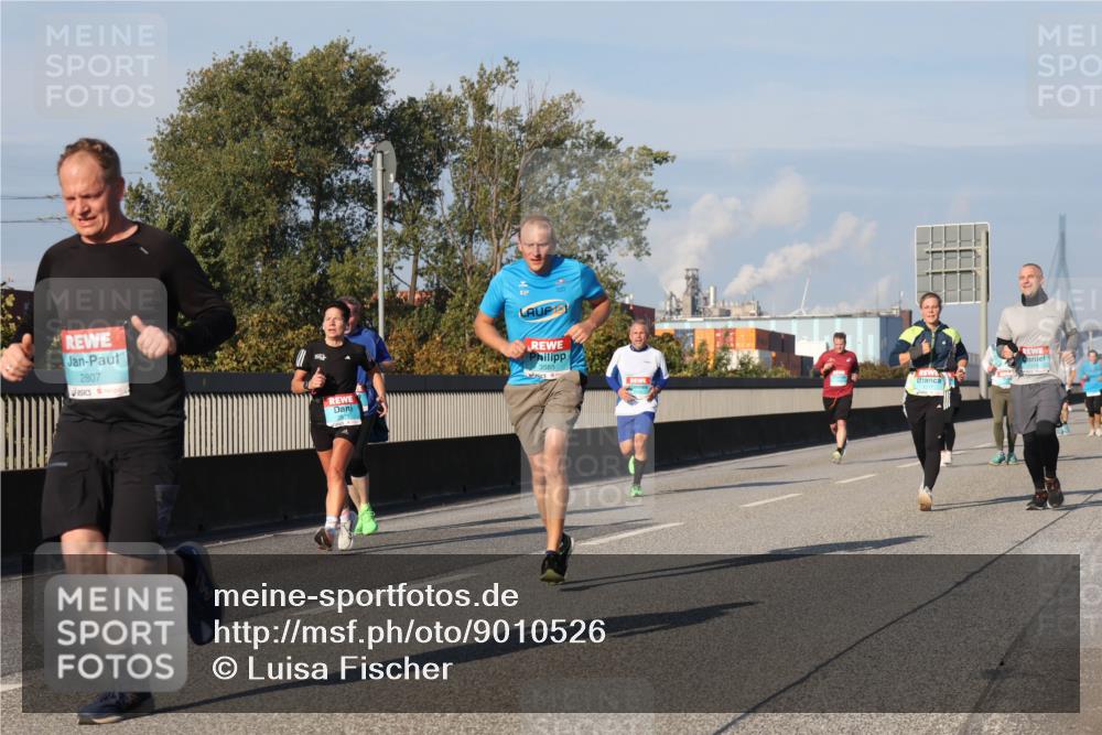 03.10.2025 - Köhlbrandbrückenlauf Luisa Fischer http://msf.ph/oto/9010526 03.10.2025 10:52:35 Position 3 2807, 3585 meine-sportfotos.de