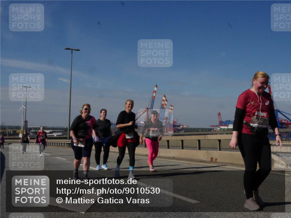 03.10.2025 - Köhlbrandbrückenlauf Matties Gatica Varas http://msf.ph/oto/9010530 03.10.2025 13:10:48 Position 2  meine-sportfotos.de
