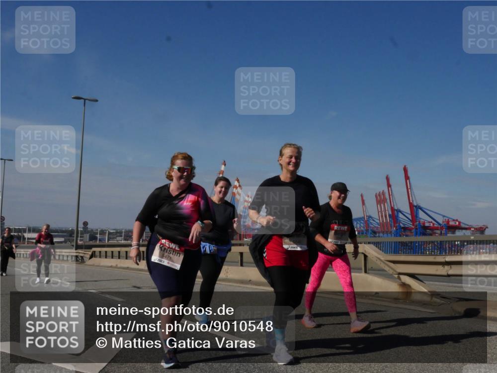 03.10.2025 - Köhlbrandbrückenlauf Matties Gatica Varas http://msf.ph/oto/9010548 03.10.2025 13:10:50 Position 2 5471 meine-sportfotos.de