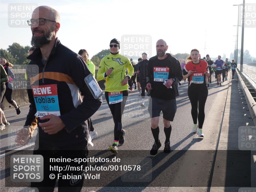 03.10.2025 - Köhlbrandbrückenlauf Fabian Wolf http://msf.ph/oto/9010578 03.10.2025 09:21:47 Position 3 1925, 3612, 1941, 3747 meine-sportfotos.de