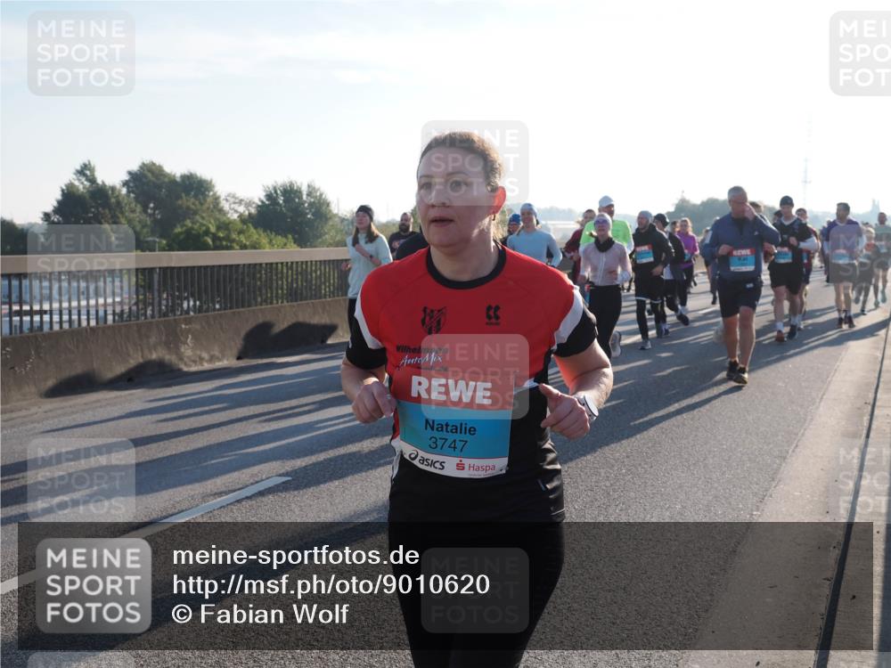 03.10.2025 - Köhlbrandbrückenlauf Fabian Wolf http://msf.ph/oto/9010620 03.10.2025 09:21:49 Position 3 3747 meine-sportfotos.de