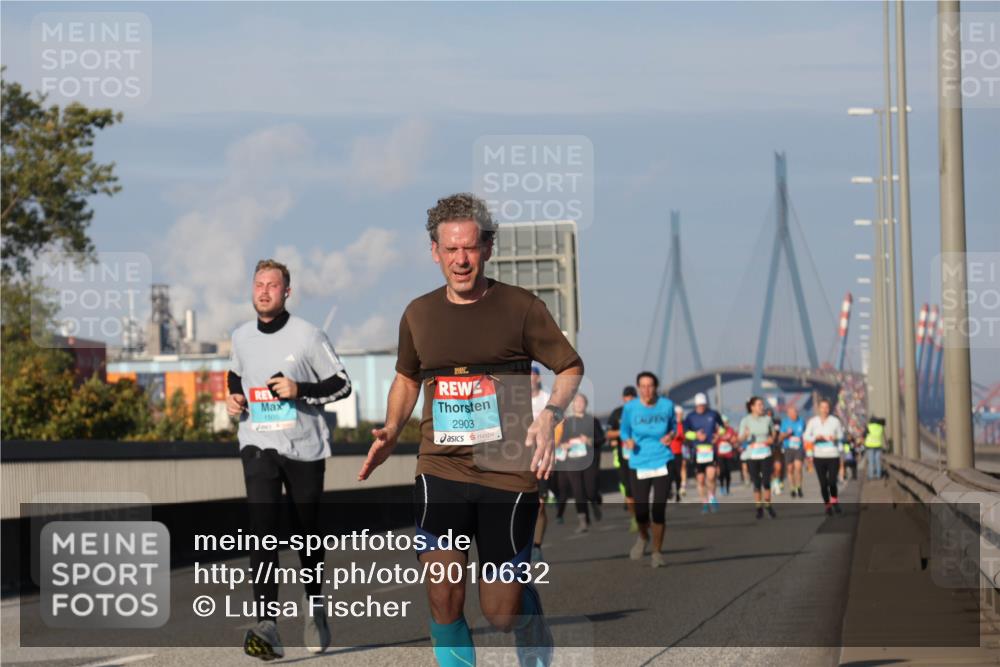 03.10.2025 - Köhlbrandbrückenlauf Luisa Fischer http://msf.ph/oto/9010632 03.10.2025 10:52:42 Position 3 1505, 2903 meine-sportfotos.de
