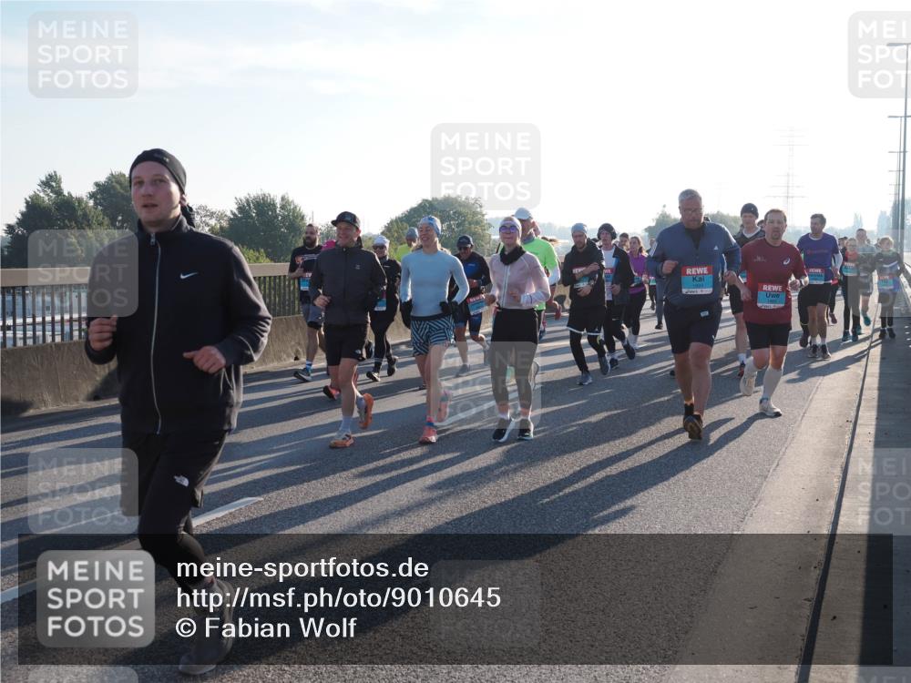 03.10.2025 - Köhlbrandbrückenlauf Fabian Wolf http://msf.ph/oto/9010645 03.10.2025 09:21:50 Position 3  meine-sportfotos.de