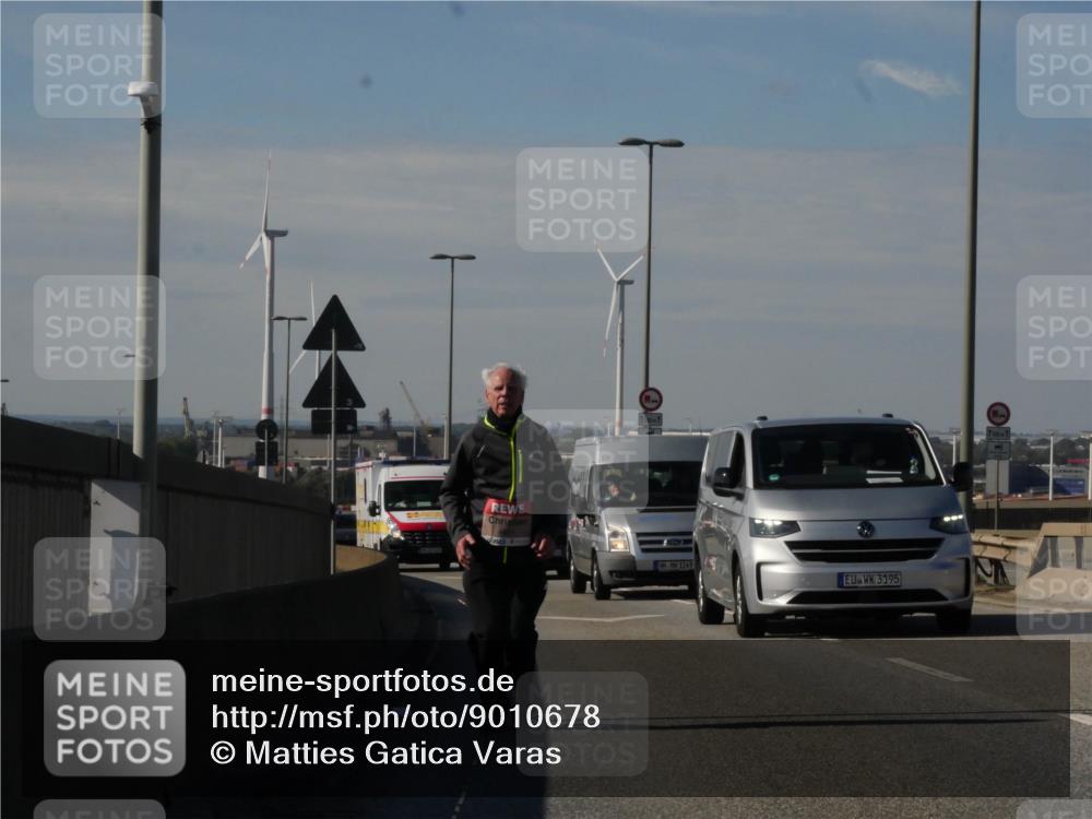 03.10.2025 - Köhlbrandbrückenlauf Matties Gatica Varas http://msf.ph/oto/9010678 03.10.2025 13:11:16 Position 2 150, 1, 1249, 3195 meine-sportfotos.de