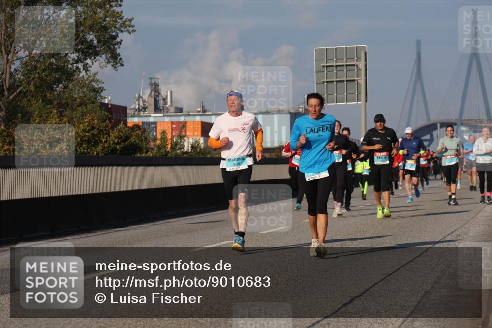 03.10.2025 - Köhlbrandbrückenlauf Luisa Fischer http://msf.ph/oto/9010683 03.10.2025 10:52:46 Position 3 3426 meine-sportfotos.de