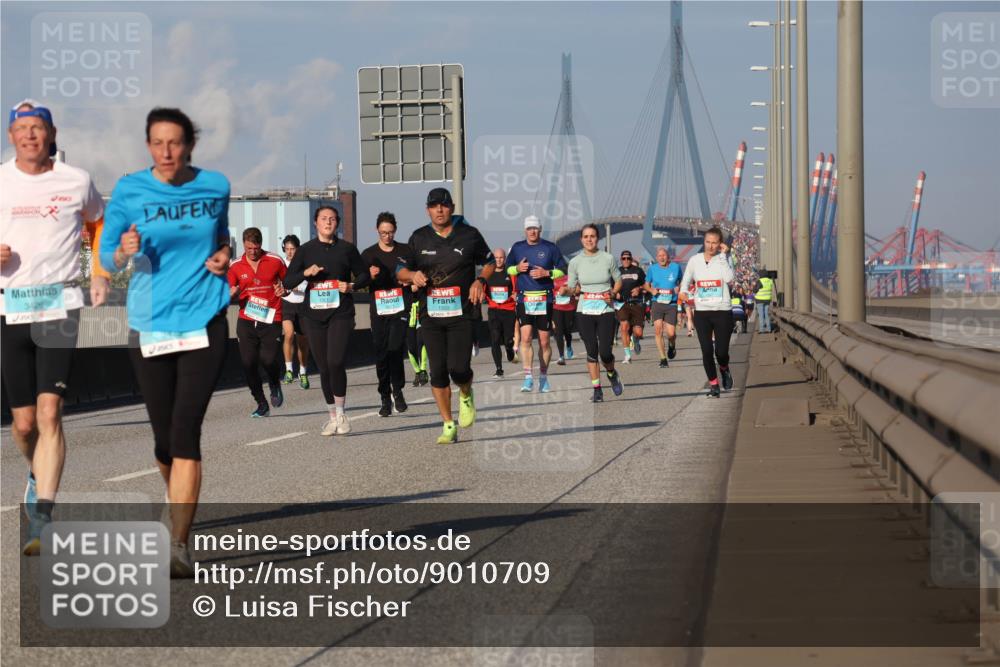 03.10.2025 - Köhlbrandbrückenlauf Luisa Fischer http://msf.ph/oto/9010709 03.10.2025 10:52:48 Position 3 3426, 1066 meine-sportfotos.de