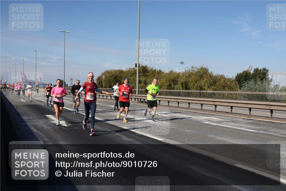 03.10.2025 - Köhlbrandbrückenlauf Julia Fischer http://msf.ph/oto/9010726 03.10.2025 12:56:54 Position 3  meine-sportfotos.de
