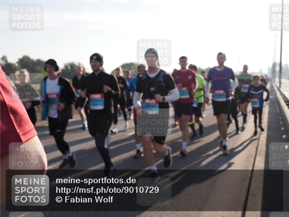 03.10.2025 - Köhlbrandbrückenlauf Fabian Wolf http://msf.ph/oto/9010729 03.10.2025 09:21:53 Position 3  meine-sportfotos.de