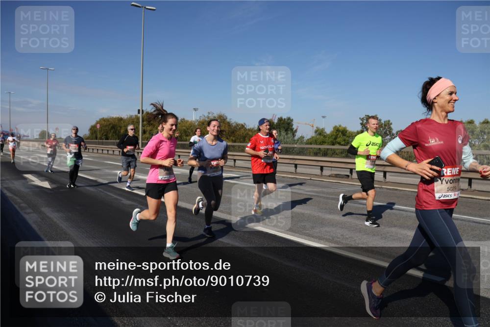 03.10.2025 - Köhlbrandbrückenlauf Julia Fischer http://msf.ph/oto/9010739 03.10.2025 12:56:57 Position 3 5029 meine-sportfotos.de