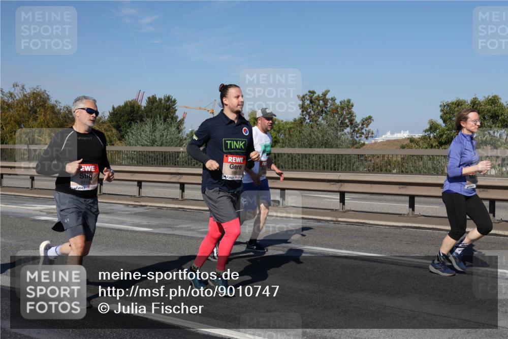 03.10.2025 - Köhlbrandbrückenlauf Julia Fischer http://msf.ph/oto/9010747 03.10.2025 12:56:58 Position 3 6116, 5689 meine-sportfotos.de