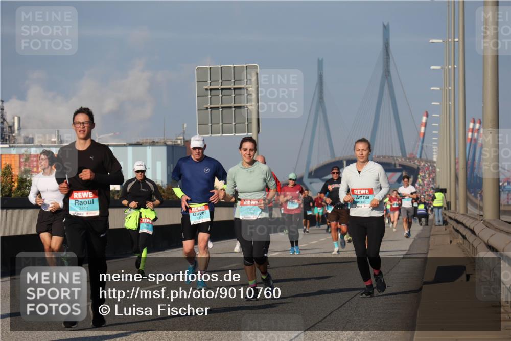 03.10.2025 - Köhlbrandbrückenlauf Luisa Fischer http://msf.ph/oto/9010760 03.10.2025 10:52:53 Position 3 3411, 3797, 1395 meine-sportfotos.de