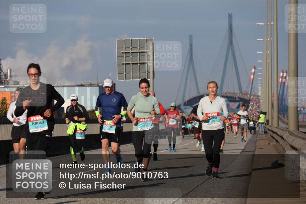 03.10.2025 - Köhlbrandbrückenlauf Luisa Fischer http://msf.ph/oto/9010763 03.10.2025 10:52:54 Position 3 3411, 1395 meine-sportfotos.de