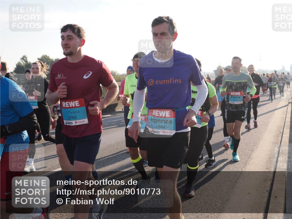 03.10.2025 - Köhlbrandbrückenlauf Fabian Wolf http://msf.ph/oto/9010773 03.10.2025 09:21:55 Position 3 93, 3762, 2984, 2512 meine-sportfotos.de