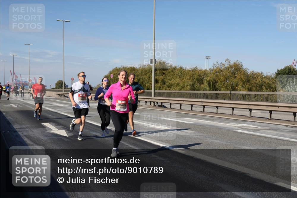03.10.2025 - Köhlbrandbrückenlauf Julia Fischer http://msf.ph/oto/9010789 03.10.2025 12:57:05 Position 3 4568 meine-sportfotos.de