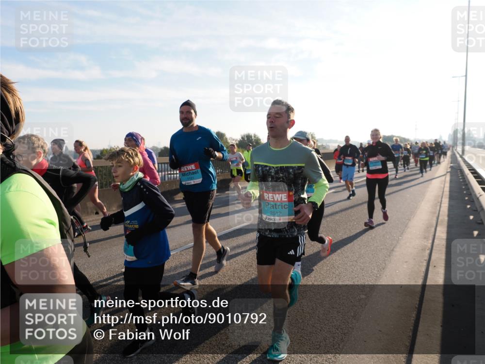 03.10.2025 - Köhlbrandbrückenlauf Fabian Wolf http://msf.ph/oto/9010792 03.10.2025 09:21:56 Position 3 1121, 2512 meine-sportfotos.de