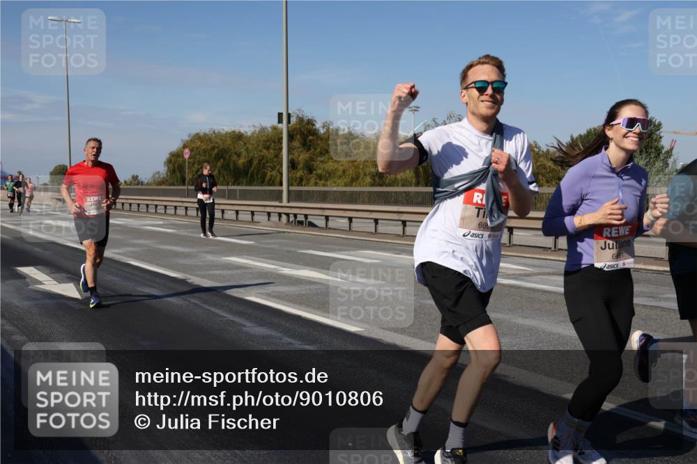 03.10.2025 - Köhlbrandbrückenlauf Julia Fischer http://msf.ph/oto/9010806 03.10.2025 12:57:07 Position 3 66, 6691 meine-sportfotos.de