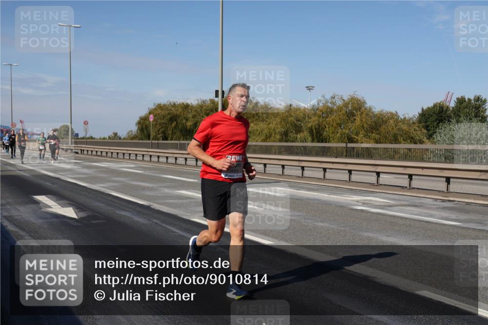 03.10.2025 - Köhlbrandbrückenlauf Julia Fischer http://msf.ph/oto/9010814 03.10.2025 12:57:09 Position 3 4468 meine-sportfotos.de